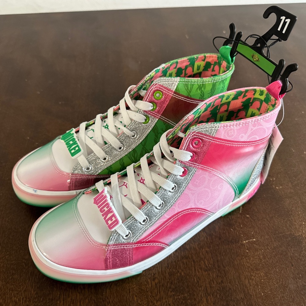 NWT Universal Wicked Pink and Green Sneakers Vibrant High-Top Design Size 11 - Picture 2 of 11